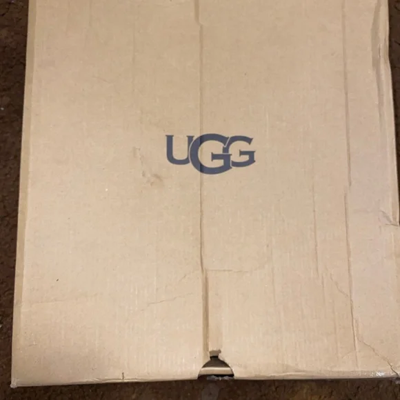 Brown ugg boots with bows - Picture 5 of 5